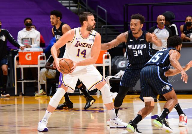 leyu-小加难逃被裁命运？沃格尔：三位中锋湖人缺一不可